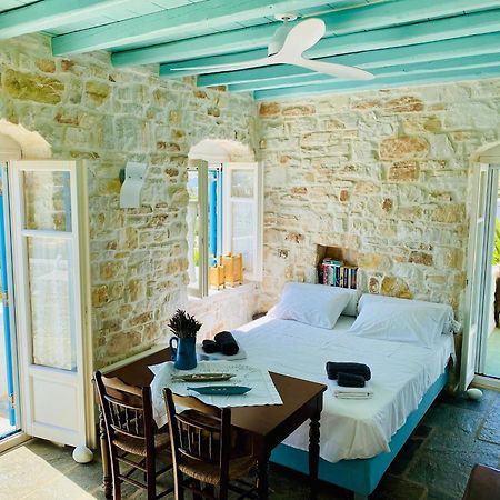 Santa Maria Traditional Stone Studio Exterior photo